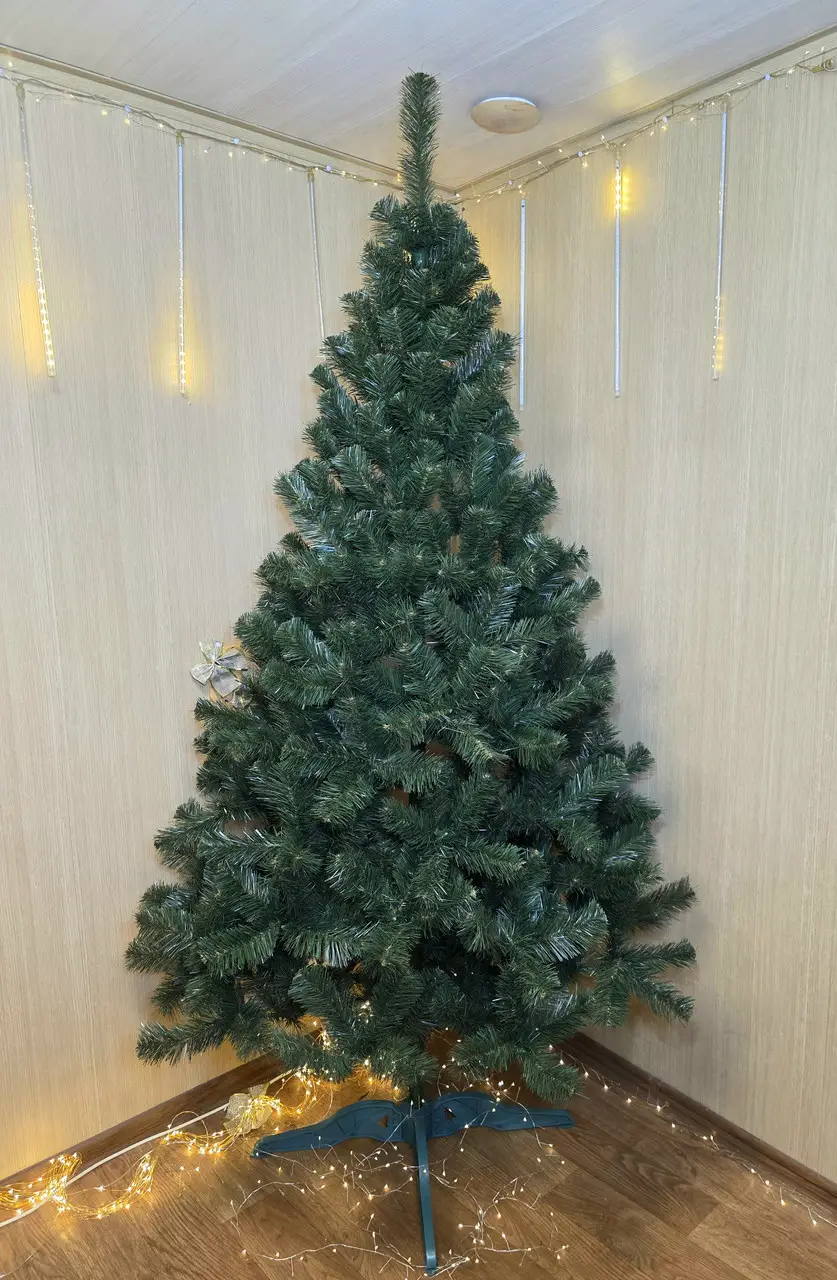 Ёлка 210 см